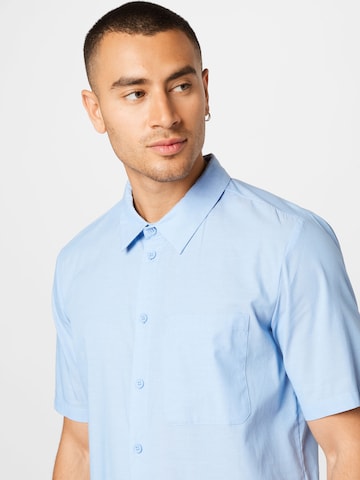 ABOUT YOU Regular fit Button Up Shirt 'Noah' in Blue