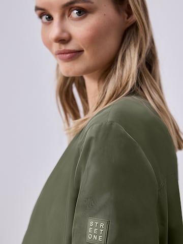 STREET ONE Демисезонное пальто в Зеленый