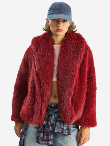 Cappotto di mezza stagione di Bianco Lucci in rosso: frontale