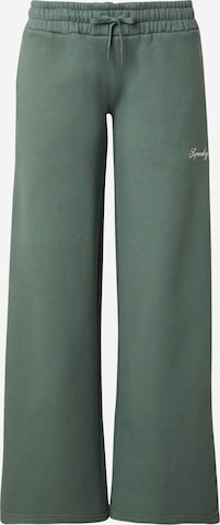 Superdry Loosefit Housut 'Country Club' värissä vihreä: etupuoli