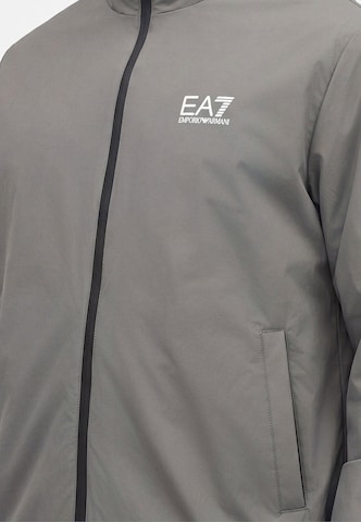 Giacca di mezza stagione di EA7 Emporio Armani in grigio