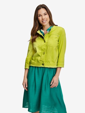 Betty Barclay Between-Season Jacket in Green: front