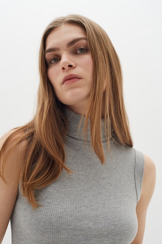 InWear Sweter 'Dagna' w kolorze szary