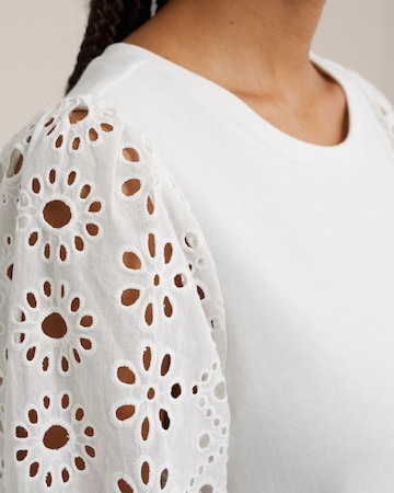 Pull-over WE Fashion en blanc