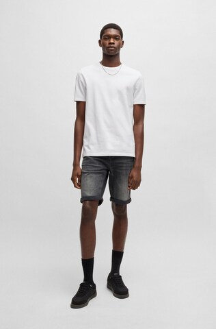HUGO Tapered Jeans in Black