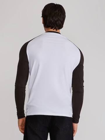 T-Shirt SikSilk en blanc