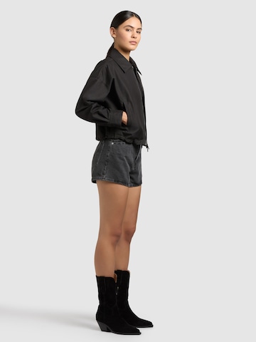 khujo - Chaqueta de entretiempo 'Tovee' en negro