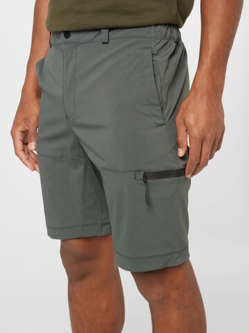 Hailys Men Regular Shorts 'Jax' in Grün