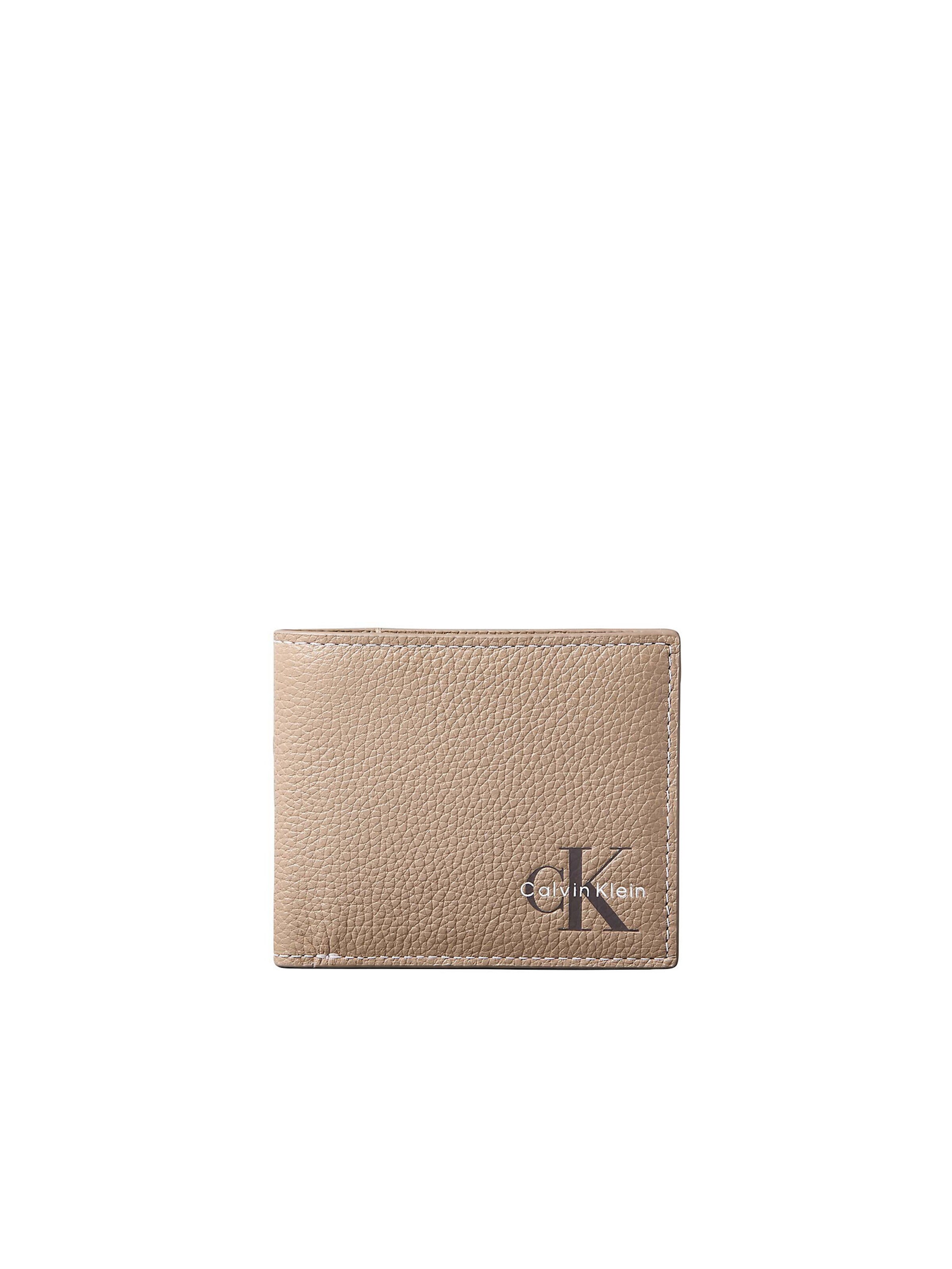Calvin Klein Wallet in One Size in Beige, Item view