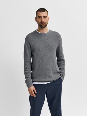 Pull-over 'Rocks' SELECTED en gris : devant