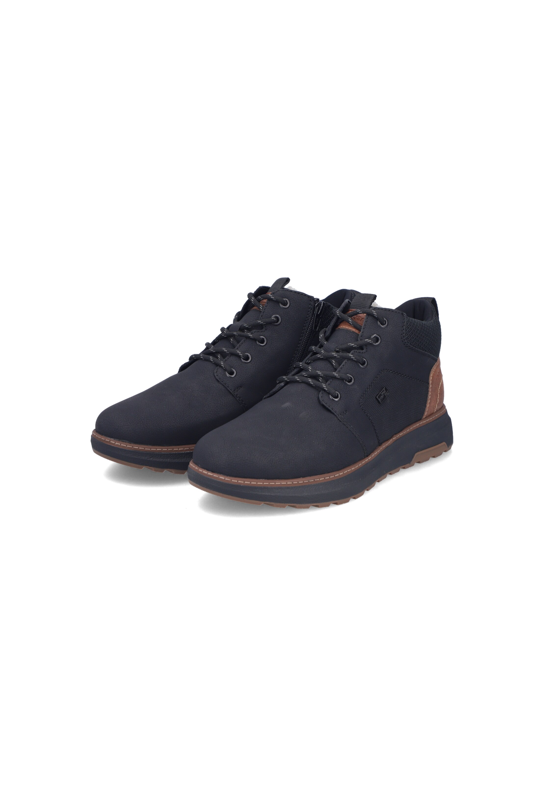 Chaussure à lacets Rieker en noir