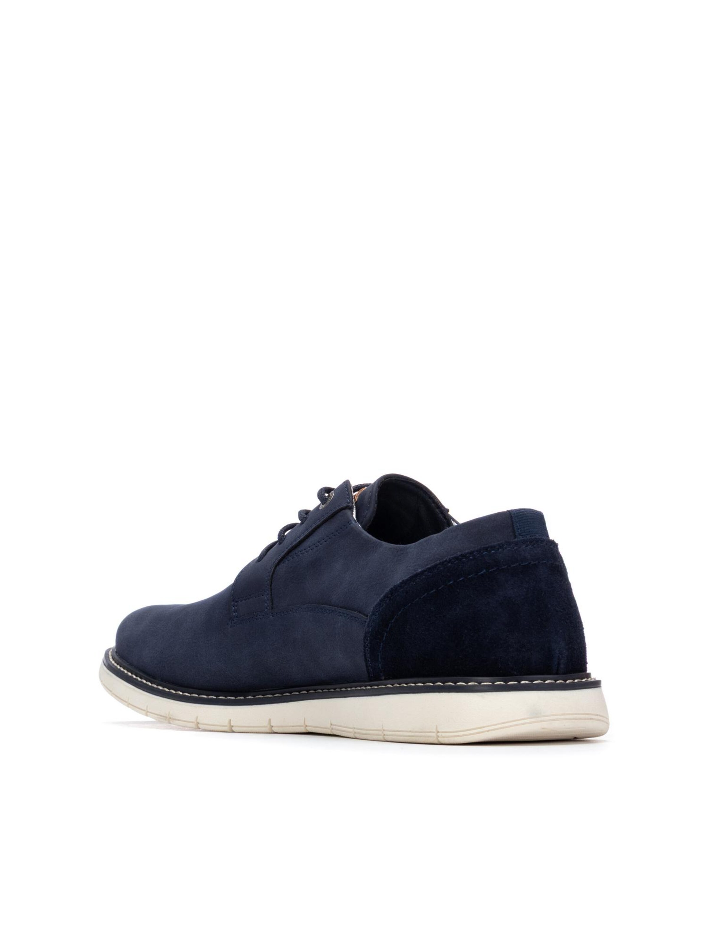 Refresh Athletic Shoes in Blue