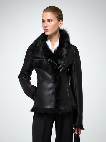 V S P Vinterjakke 'Adila' i sort