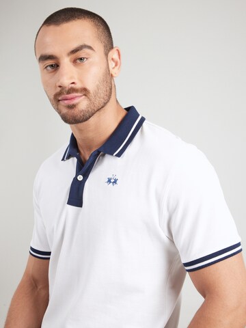 Tricou de la La Martina pe alb