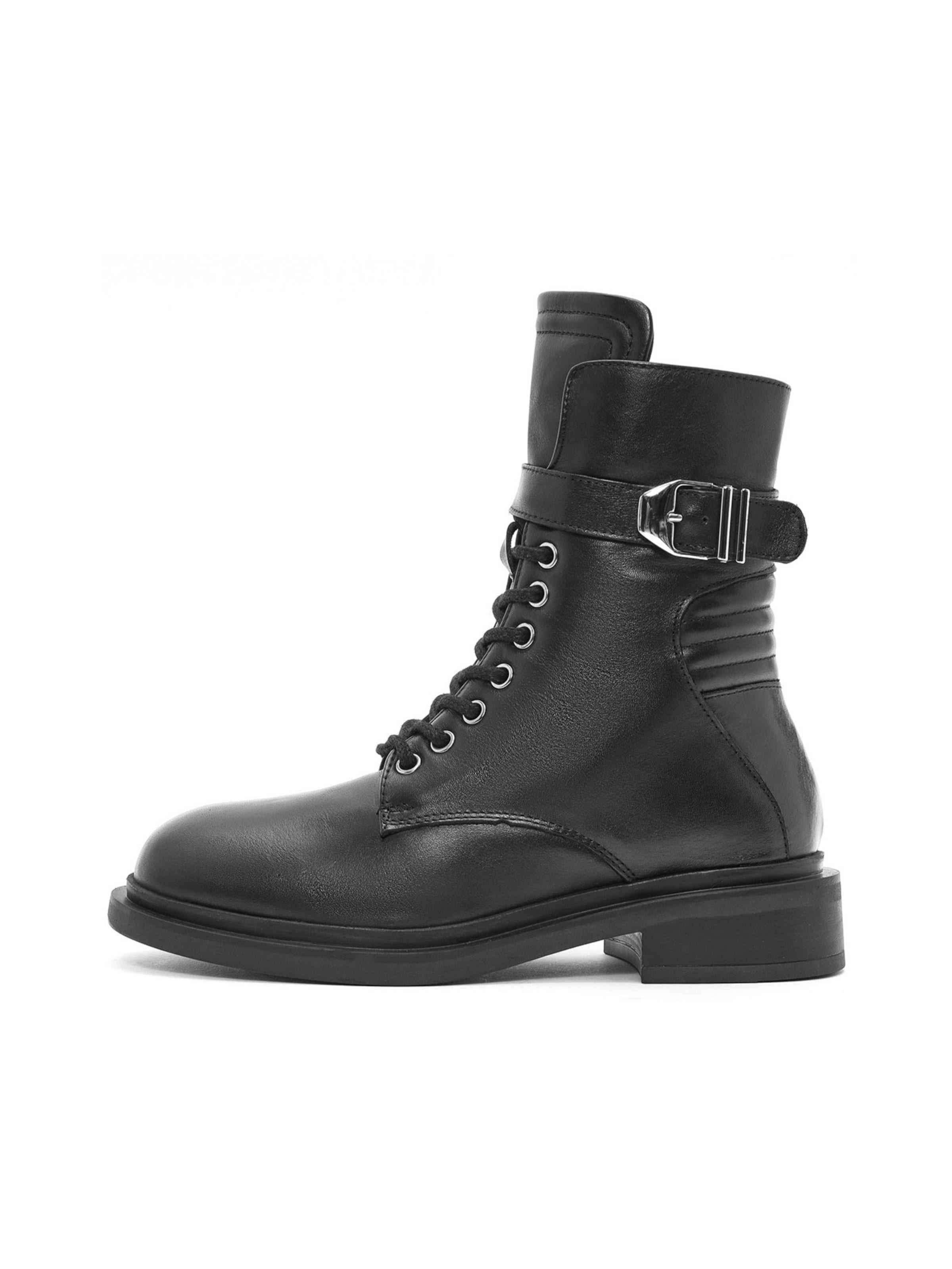 Derimod Lace-up bootie in Black: front