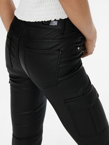 Slimfit Pantaloni cargo 'MISSOURI-NYA' di ONLY in nero