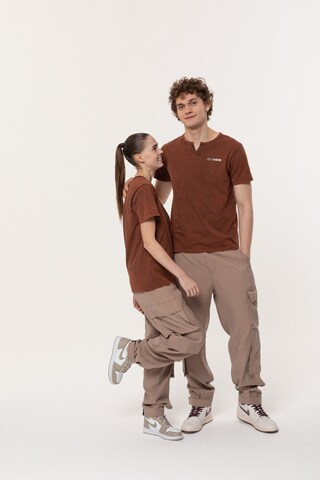 T-Shirt ET Nos en marron