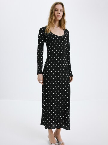 MANGO Kjole 'Alegru' i sort: forside