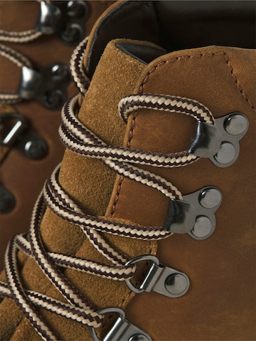 JACK & JONES Μπότες με κορδόνια 'JFWDAMIAN' σε καφέ