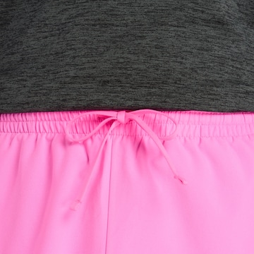 new balance Regular Sportbroek 'Sport Essential Short 5"' in Roze