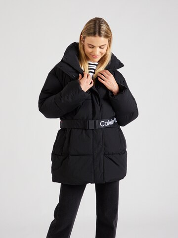 Geacă de iarnă de la Calvin Klein Jeans pe negru: față