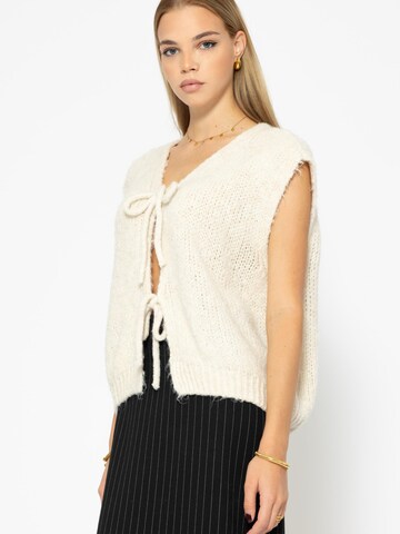 SASSYCLASSY Strickweste‌‌‌‌‌‌ in Weiß