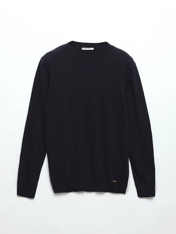 Ramsey Sweater in Blue