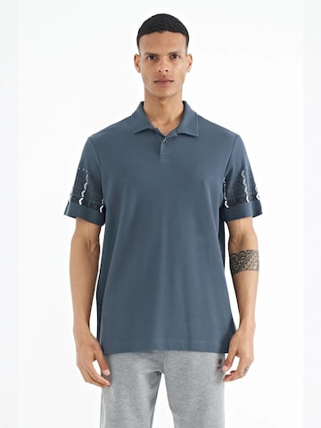 Tommy Life Shirt in Grey: front