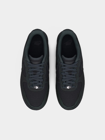 Nike Sportswear Rövid szárú sportcipők 'Air Force 1 '07 LV8' - szürke