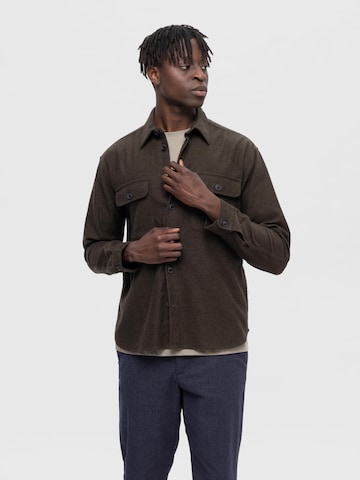 SELECTED HOMME Comfort fit Button Up Shirt 'Mason' in Green: front