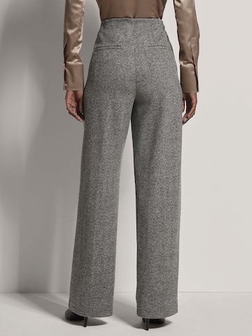 MADELEINE Loosefit Hose in Weiß