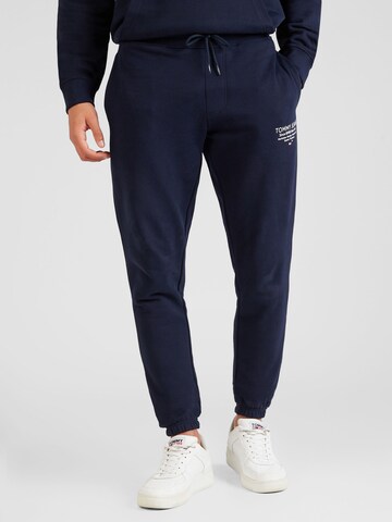 Tommy Jeans Tapered Broek in Blauw: voorkant