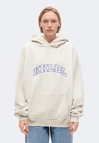Karo Kauer - Sudadera 'KKLBL' en gris: frente