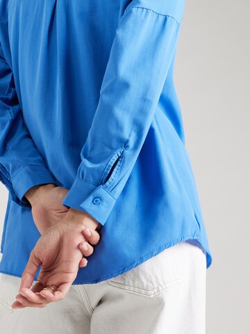 Happiness İstanbul - Blusa em azul
