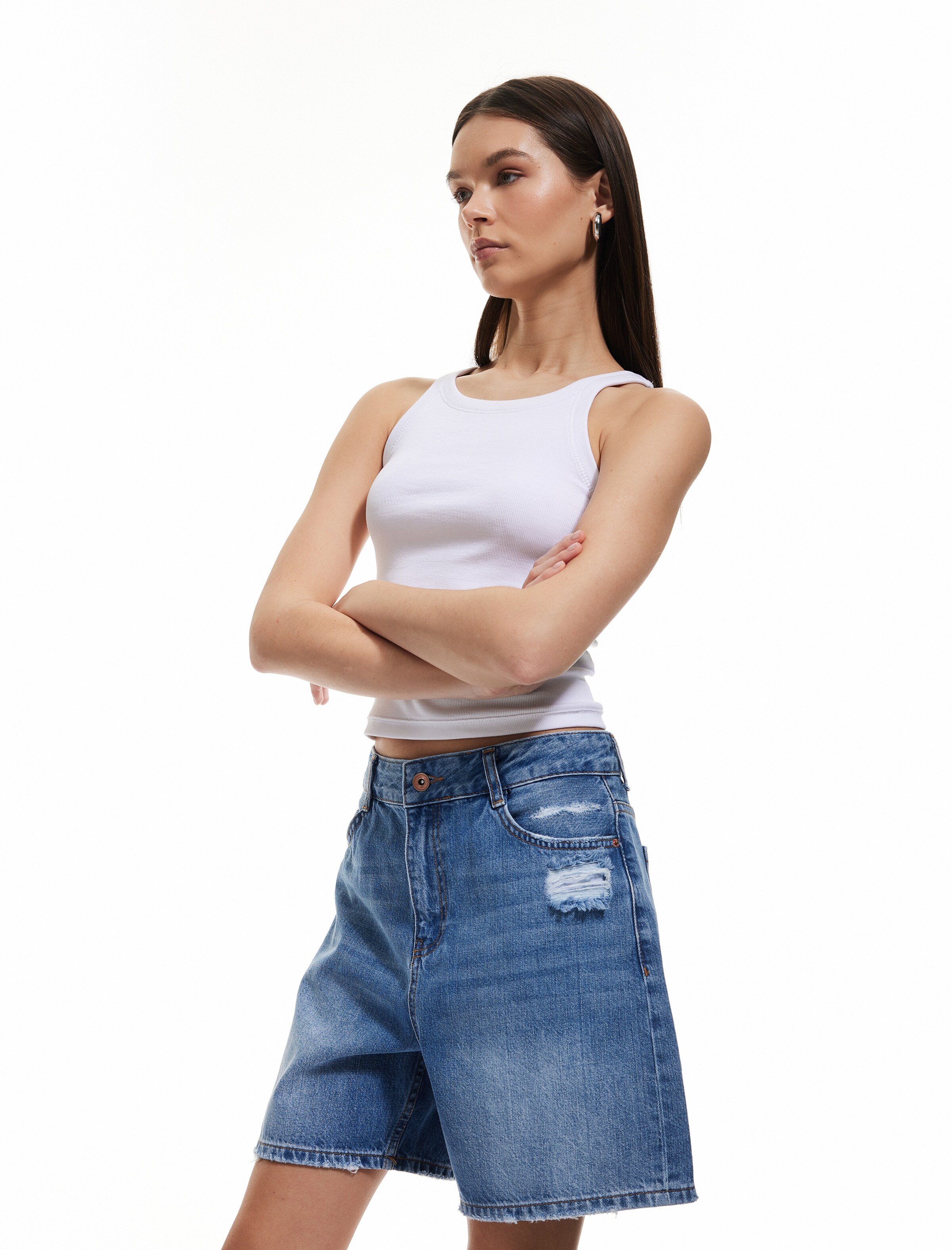 Koton Baggy Shorts in Blau: Vorderseite