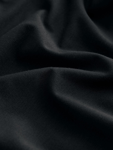 Next Bodi, värv must