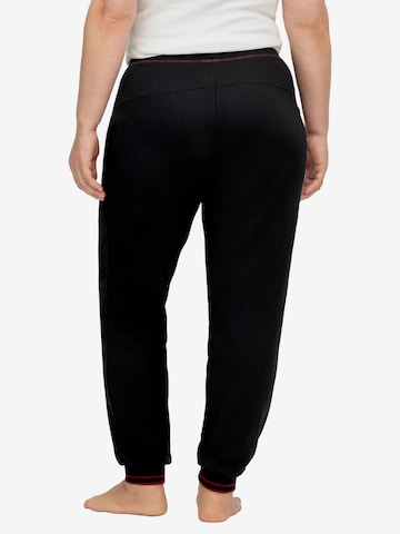 SHEEGO Tapered Trousers in Black