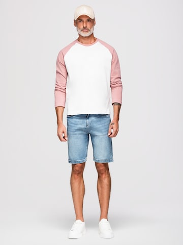 Ombre Regular Jeans‌‌‌‌‌‌‌‌ in Blau