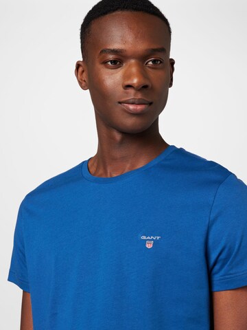 T-Shirt GANT en bleu