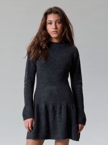 LMTD - Vestido en gris: frente