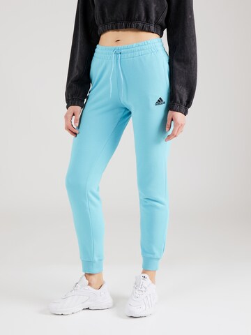 Tapered Pantaloni sport 'Essentials' de la ADIDAS SPORTSWEAR pe albastru: față