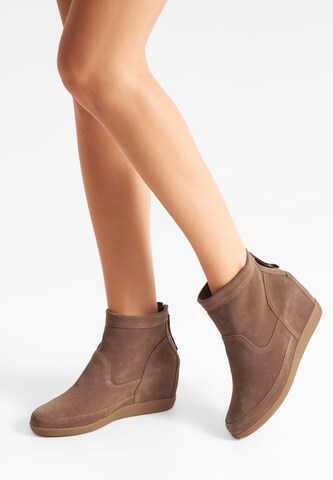WODEN Boots 'Emmy' i brun: forside