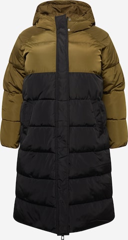 Manteau d’hiver 'Becca' ONLY Carmakoma en vert : devant