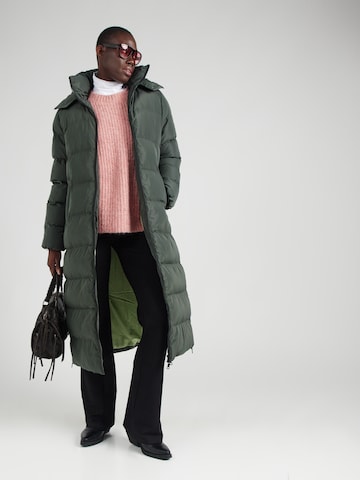 Cappotto invernale di No. 1 Como in verde: frontale