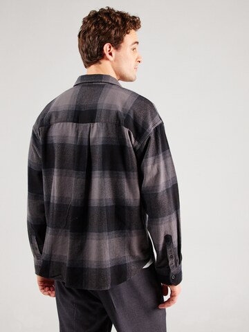 JACK & JONES Comfort Fit Skjorta 'JCOREFLEX DARREN' i svart