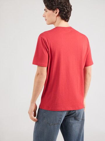 NAPAPIJRI Μπλουζάκι σε κόκκινο