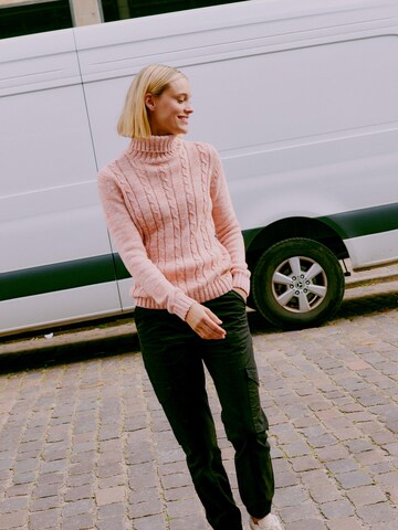 Oxmo Sweater 'Philipa' in Pink