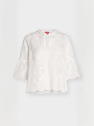Crās Shirt ' Brizacras ' in Weiß: Vorderseite