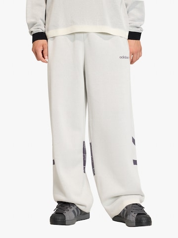 Regular Pantalon de sport ADIDAS en blanc : devant