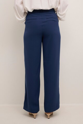 Regular Pantalon 'Cocamia' Cream en bleu